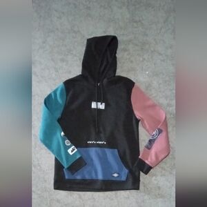 Black and Green Sweatshirt with Modern Sporty Design